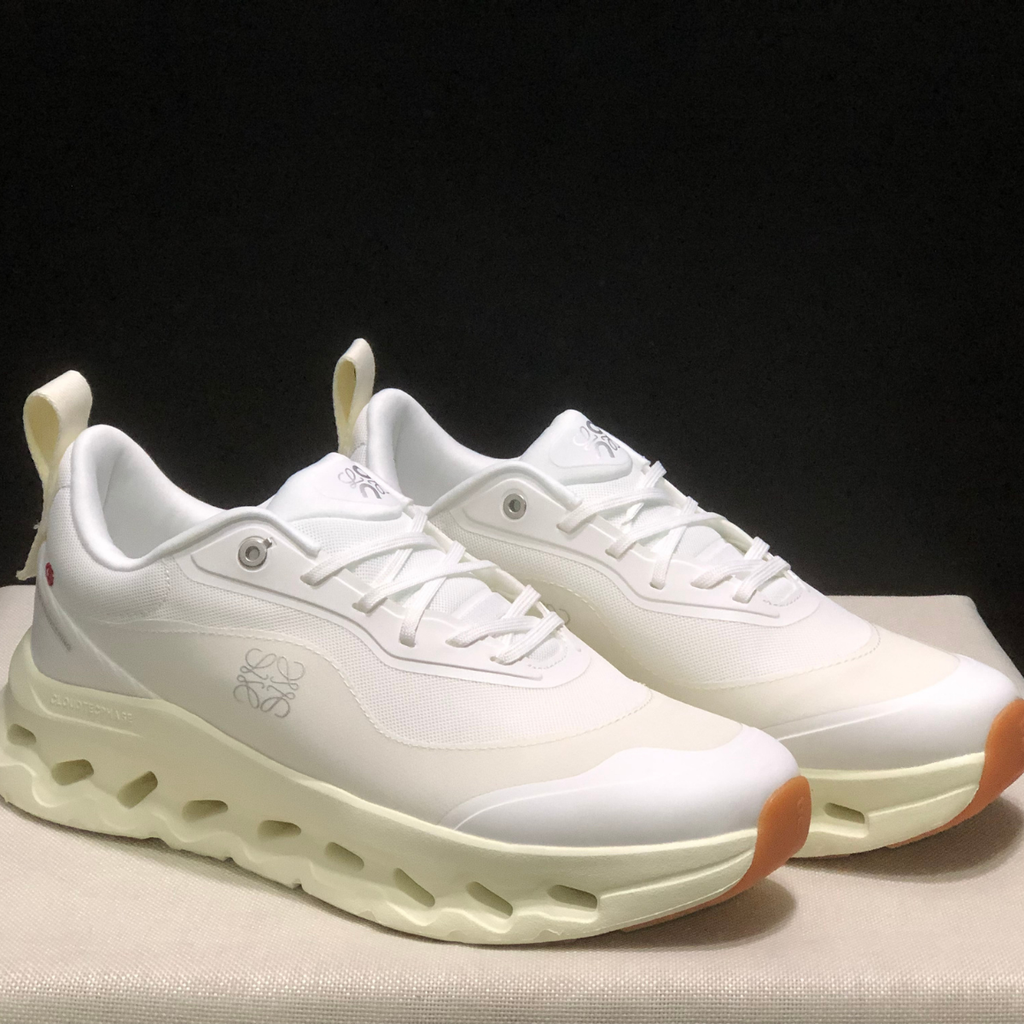 On Cloud × Loewe — Cloudtilt White Crème