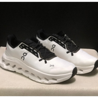 Cloudtilt - Black and White